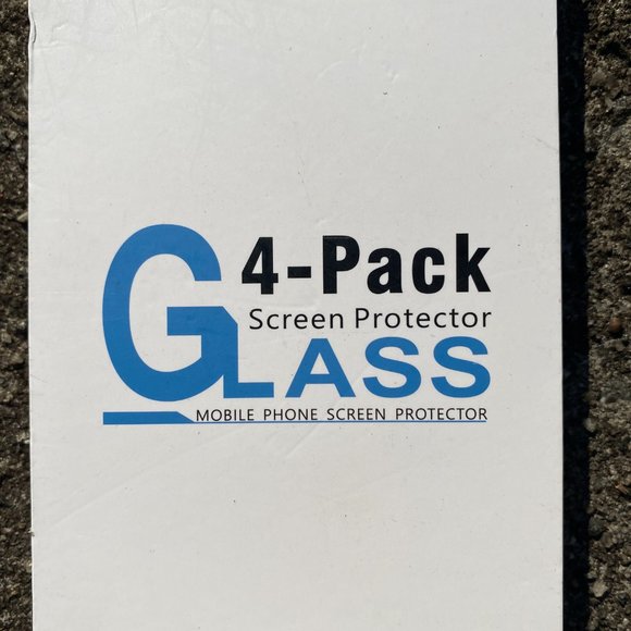 Yootech iPhone 12/12 Pro Tempered Glass Screen Protector 4 Pack - Picture 2 of 7